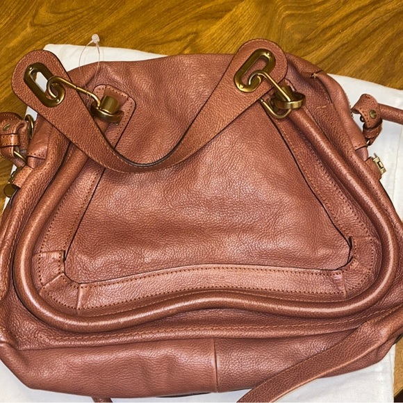 Authentic Chloe Paraty Bag (Medium) - Picture 2 of 9
